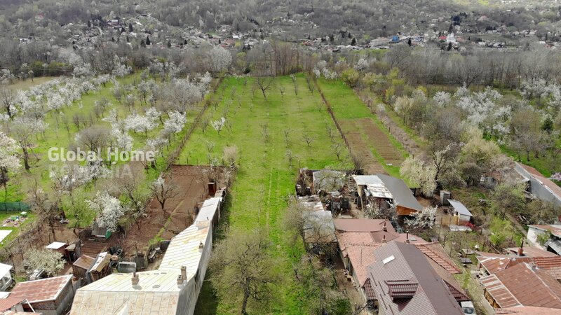 Prahova - Cornu De Jos 4898 MP Teren Intravilan  Toate Utilitatile Prezente